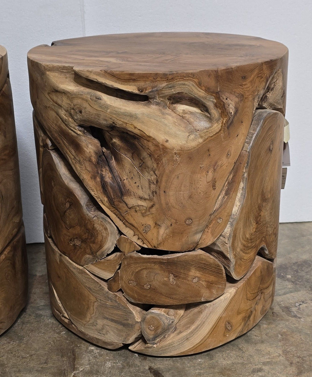 Rhea - Round Accent Table - Natural