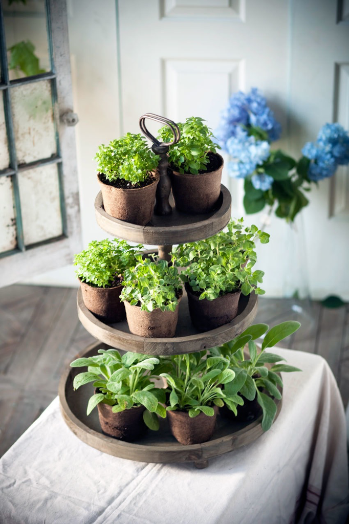 PINE 3-TIER ROUND DISPLAY