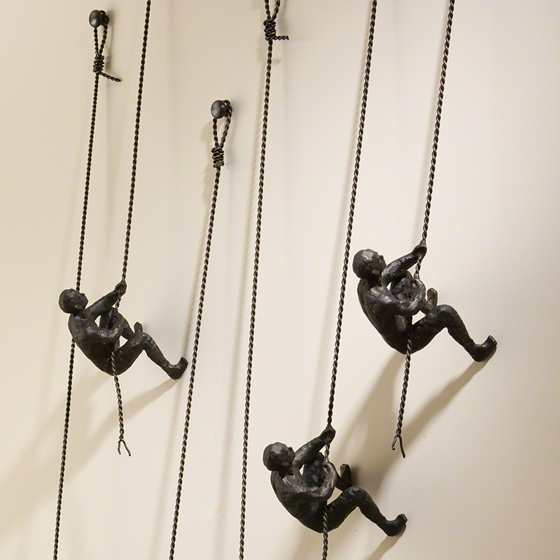 CLIMBING MAN