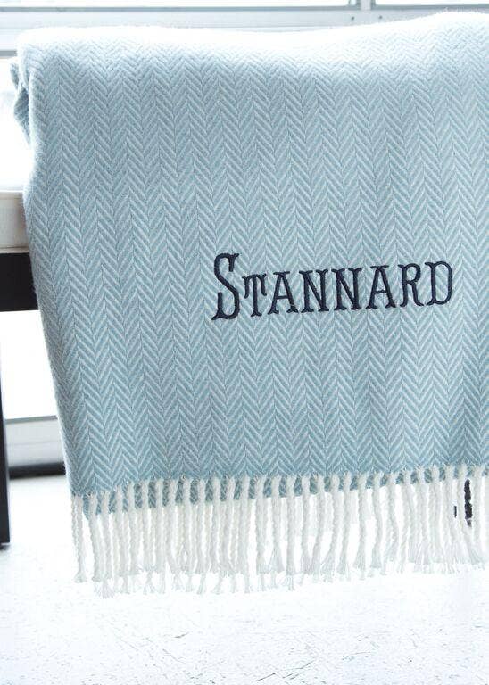 355 - Herringbone Plush Throw