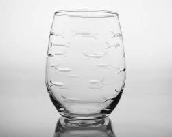 SCHOOL OF FISH STEMLESS WINE 17 OZ
