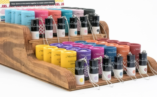 KEYCHAIN MINI ROLL-ON PERFUME