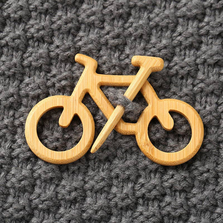 Wooden Shaped Brooch: Dog