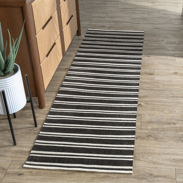 Performance Palma Stripe - Rug 2.6' x 8'