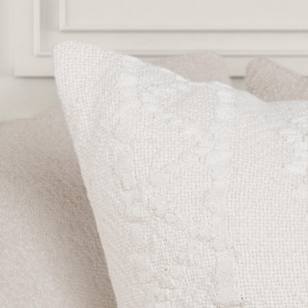 Abbey - LN Pillow
