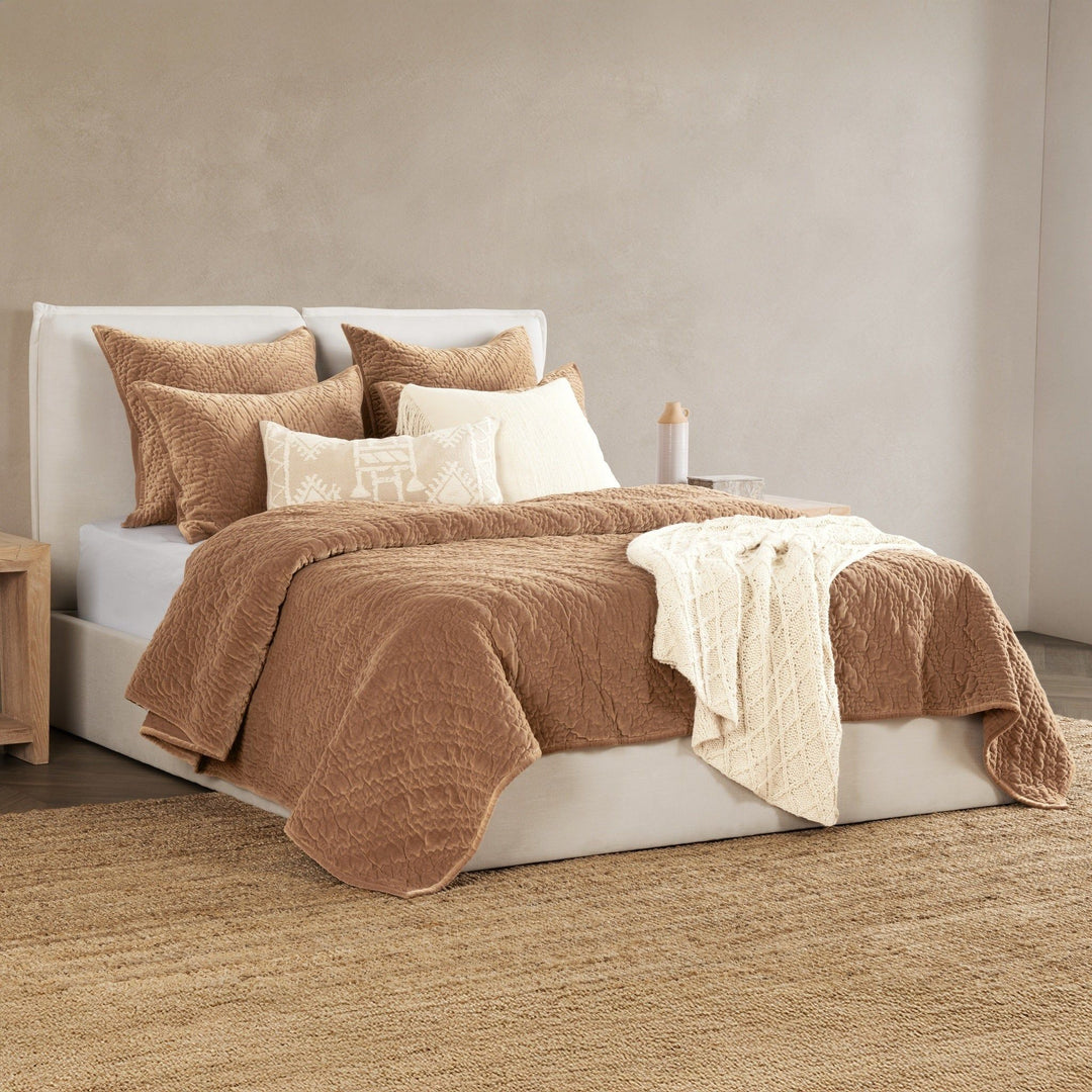 Elms - Velvet Quilt