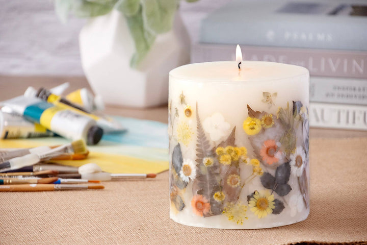 Sunlit Daisy Pressed Flower Pillar Candle