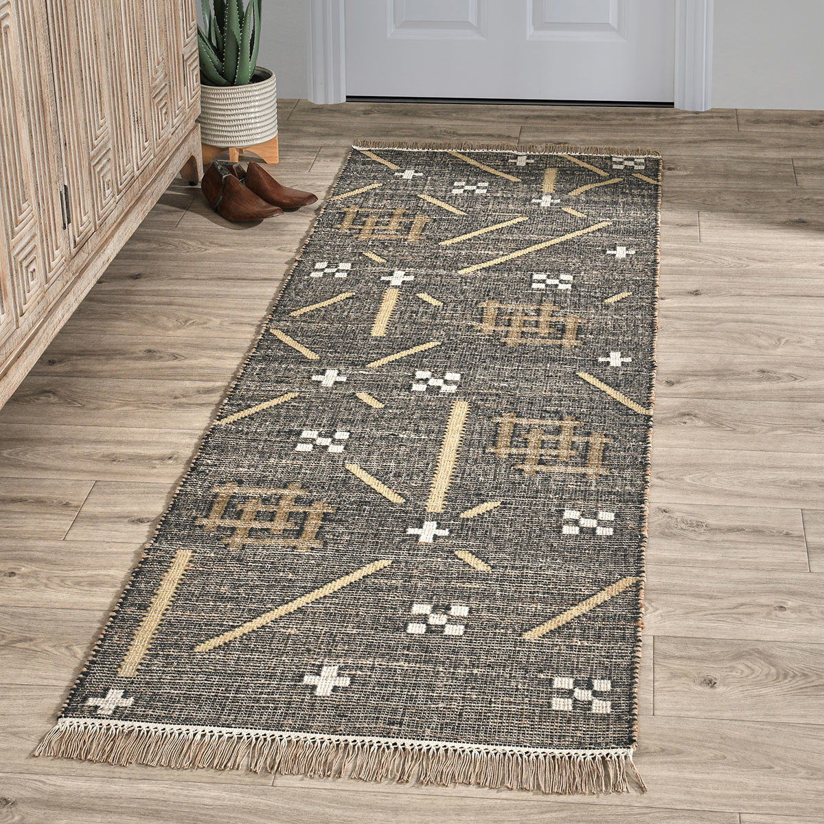 Belfast Caviar - Area Rug