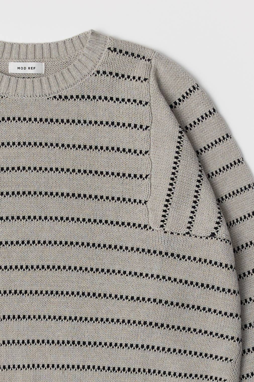 The Xanthe Sweater | Cozy Andalusian Stitch Sweater: CREAM-BLACK / SMALL