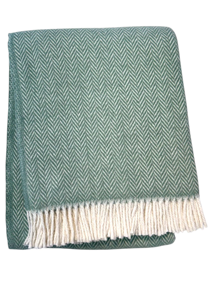 355 - Herringbone Plush Throw: Sage