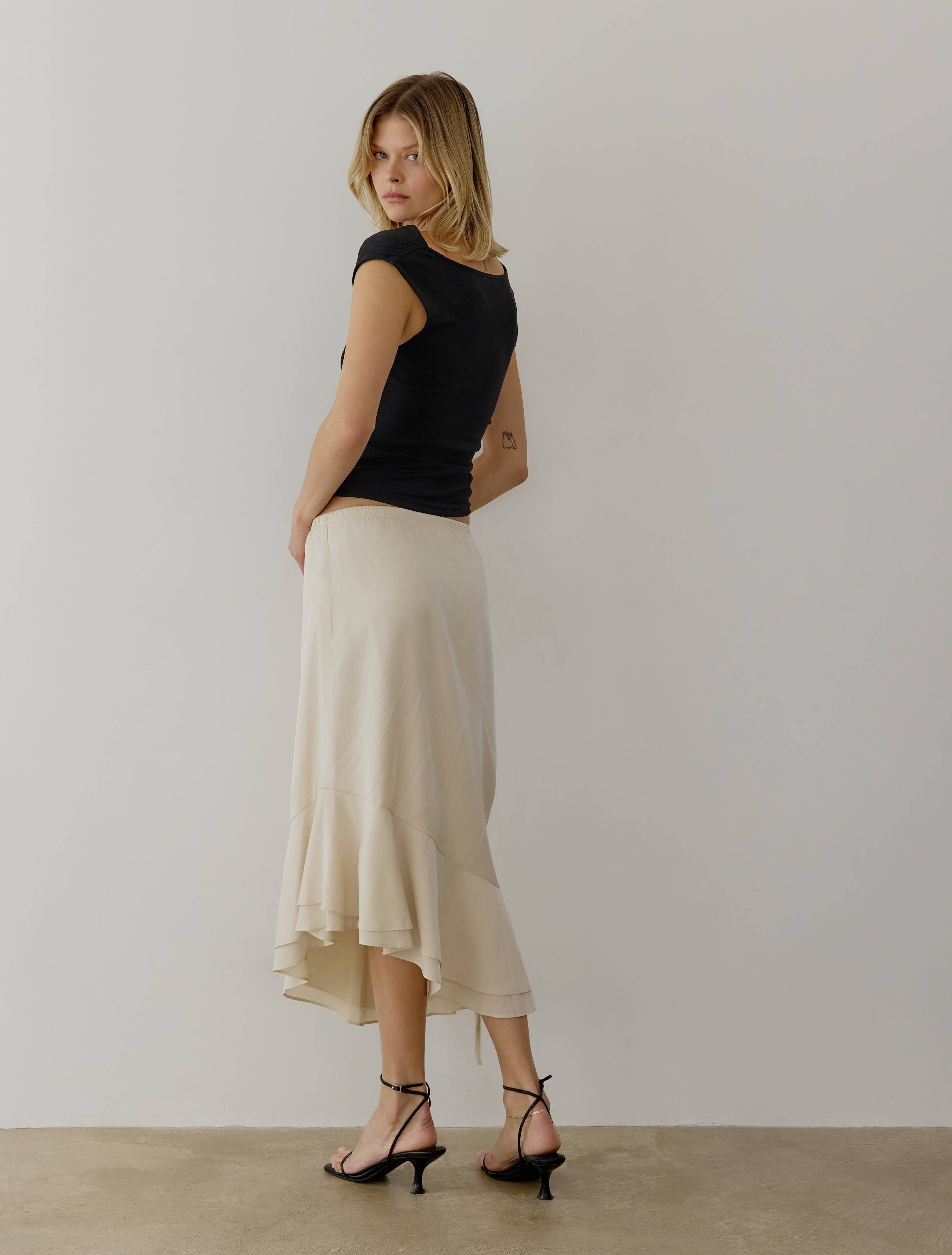 The Ali Top | Cowl Neck Sleeveless Top: BLACK / MEDIUM