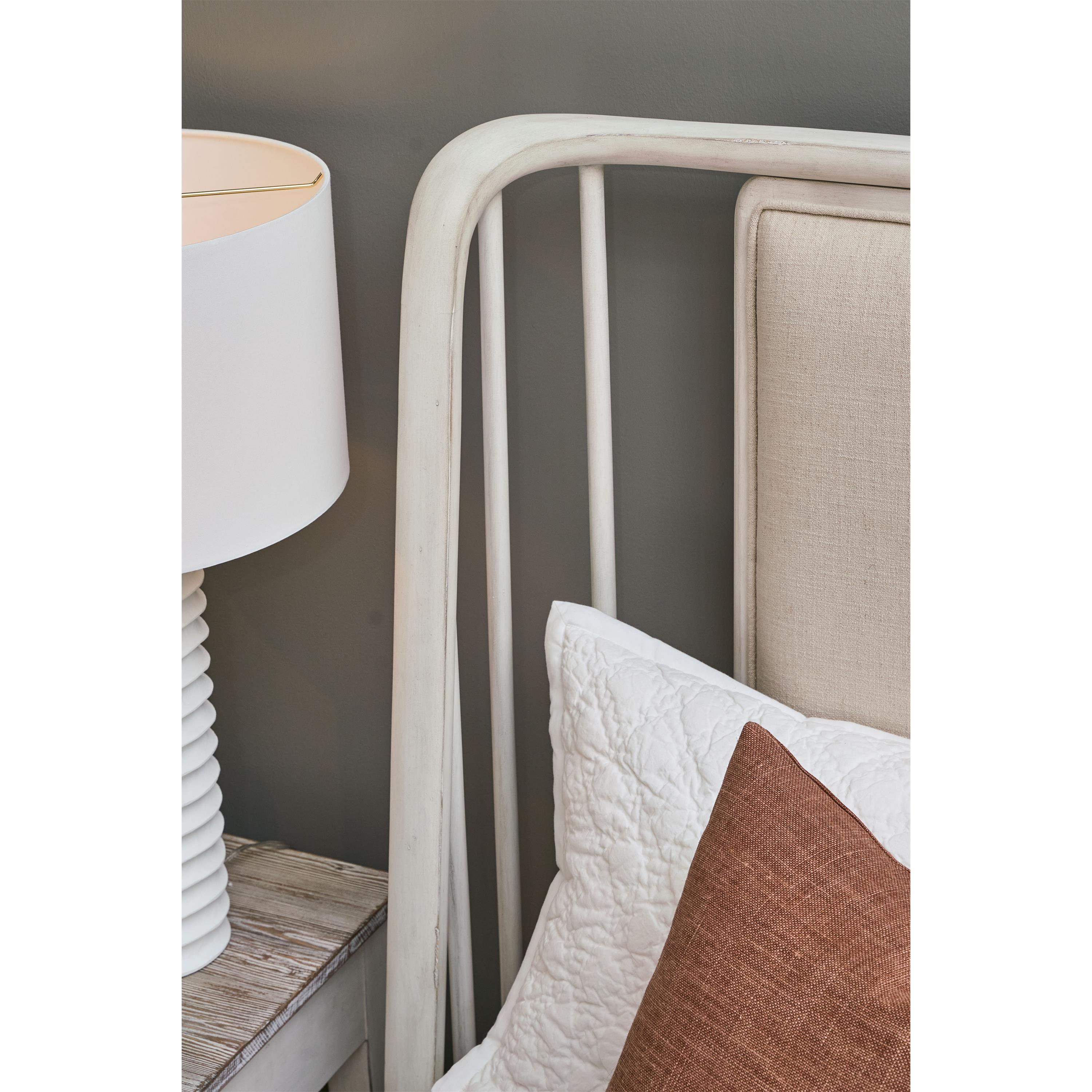 Maddox - Upholstered Spindle Bed