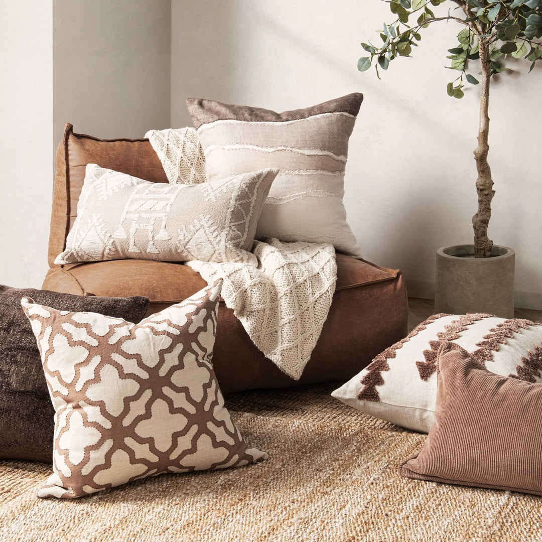 Bikram - 22" x 22" LN Pillow - Ivory / Mocha Cream