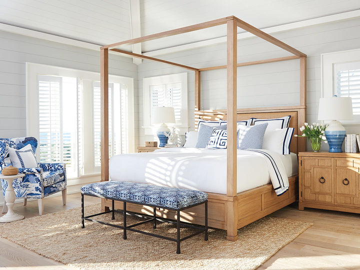 Newport - Shorecliff Canopy Bed