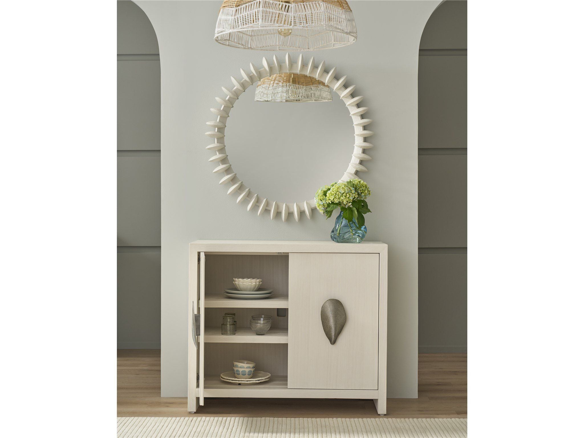 Oasis - Shoreline Chest - White