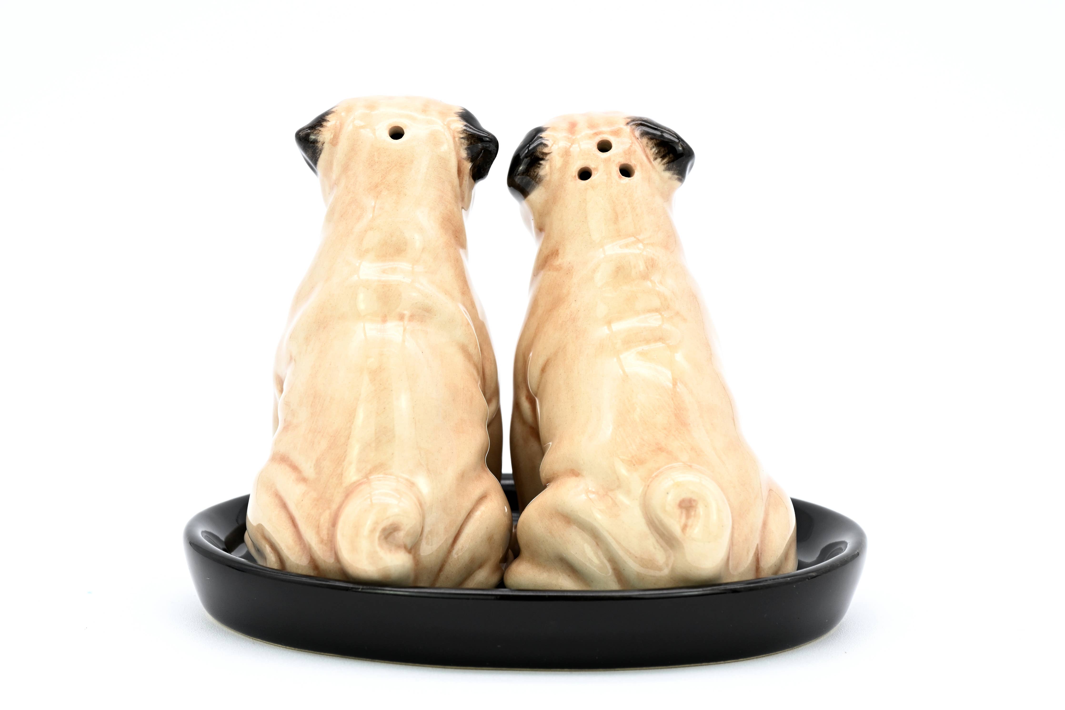 SP9114 SALT AND PEPPER SHAKER Pug and black ceramic tray