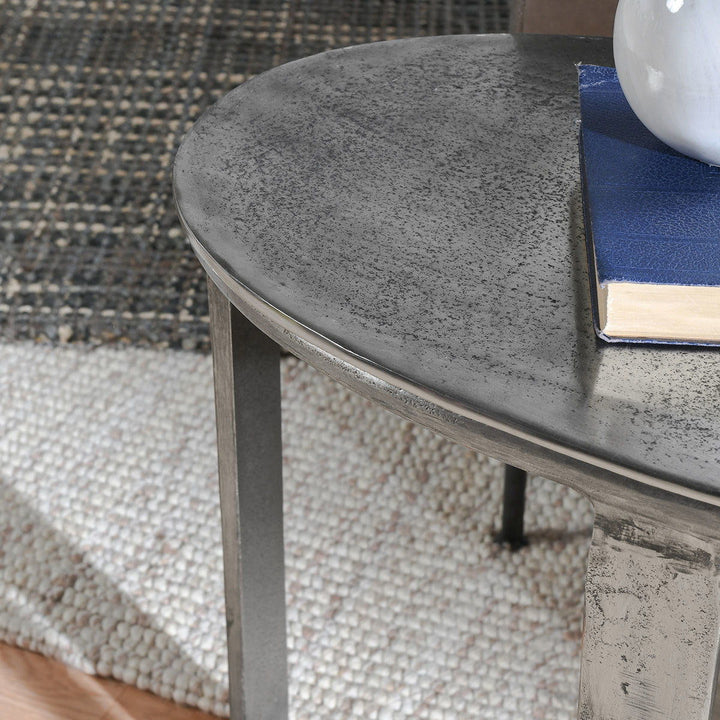 Flores - Oval Table