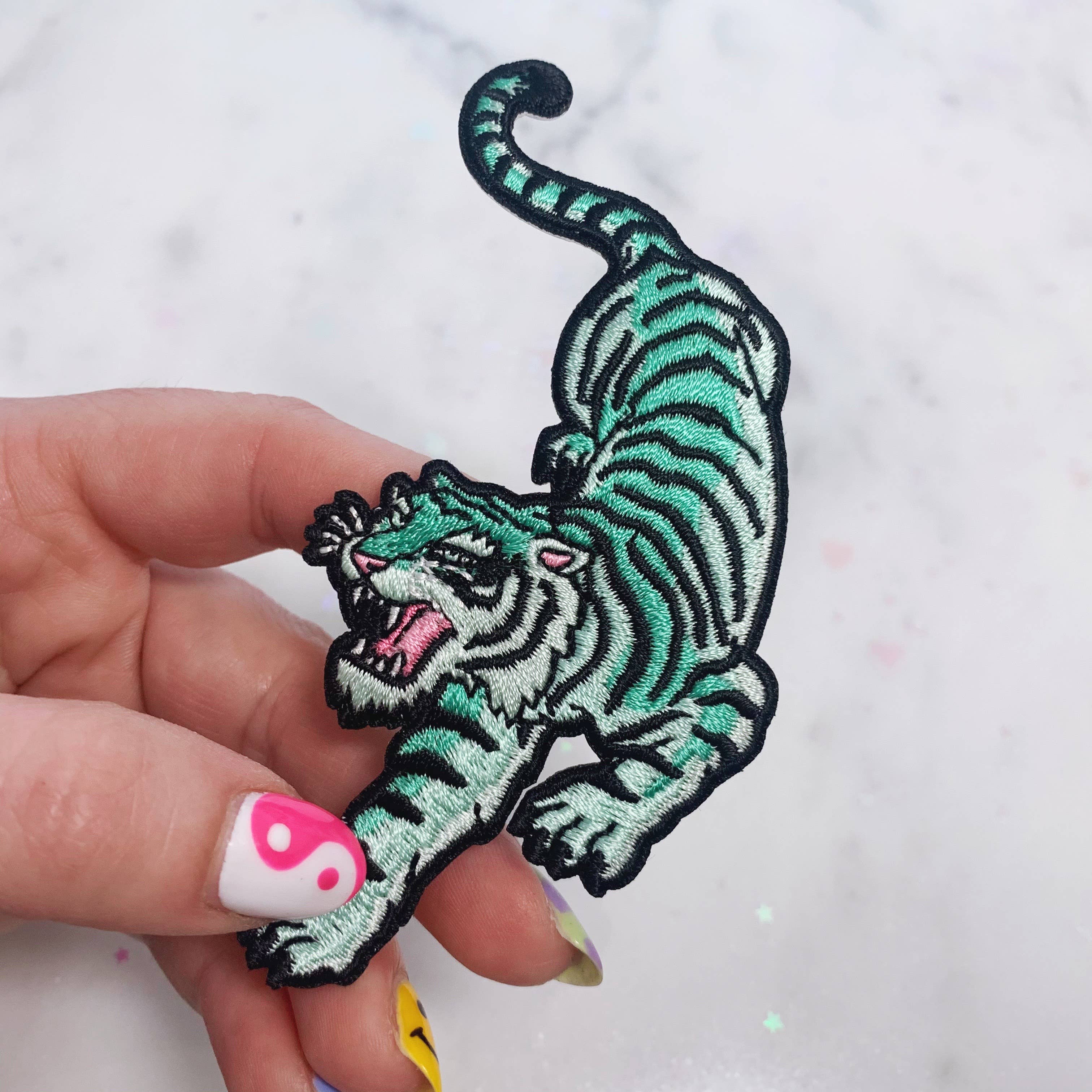 Tiger - Right Iron On Patch, Aqua