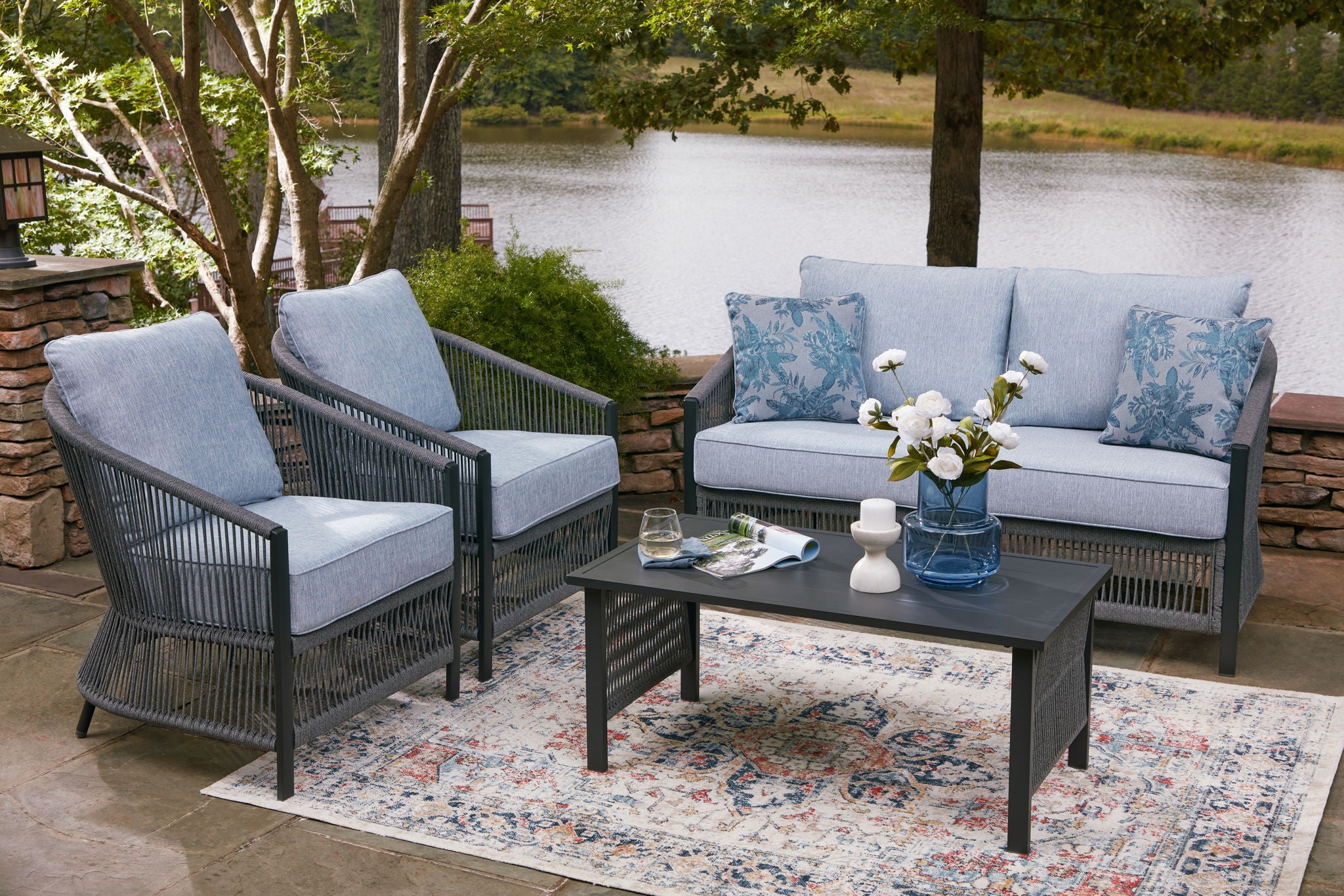 Bridges Beach - Loveseat, Lounge Chairs, Table Set (Set of 4) - Gray