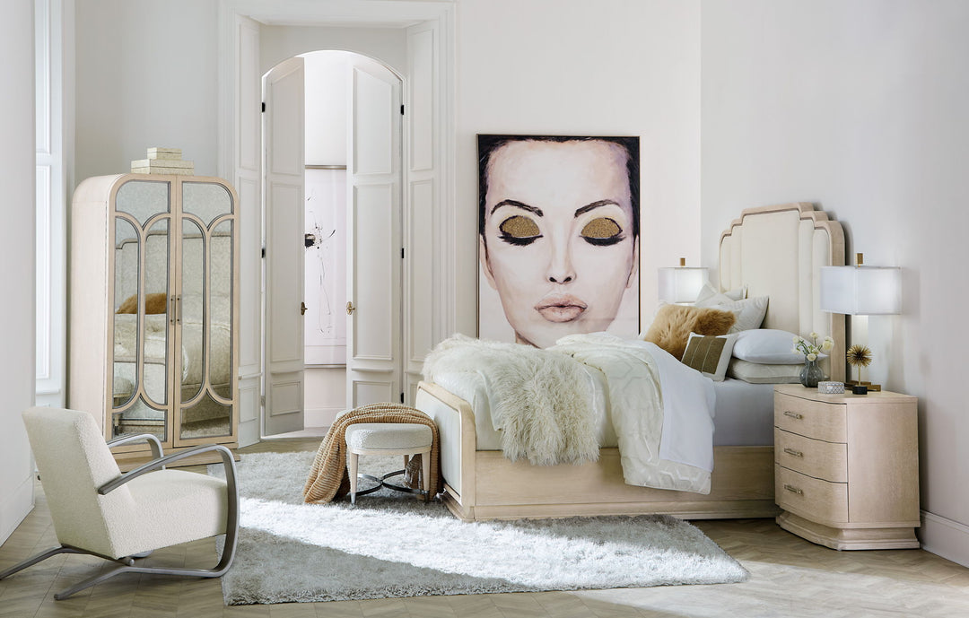 Nouveau Chic - Upholstered Bed