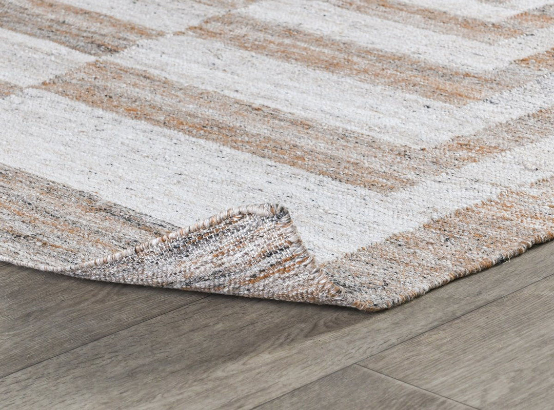 Mirage - Indoor/Outdoor Mesa Rug - Sand Multi