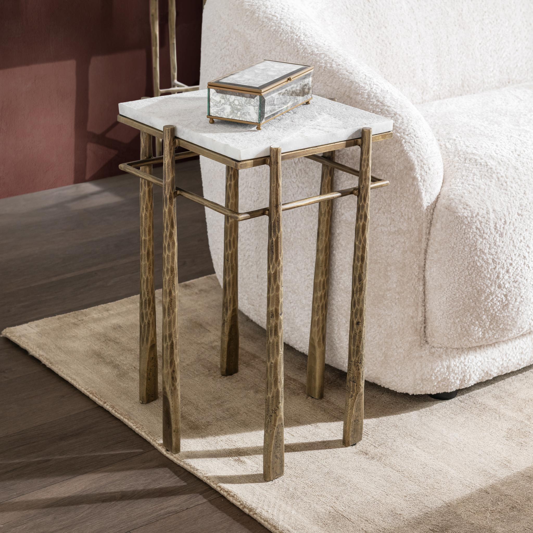 Jasmine - Table