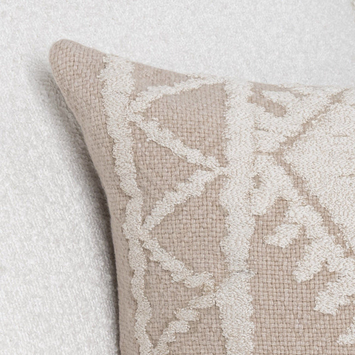 Abbey - LN Pillow