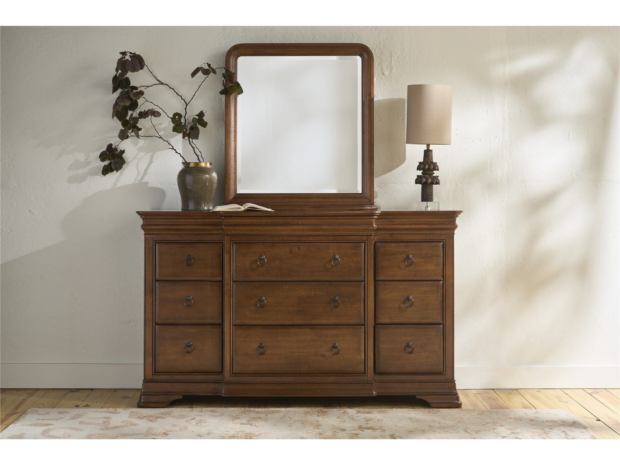 New Lou - Drawer Dresser - Cognac