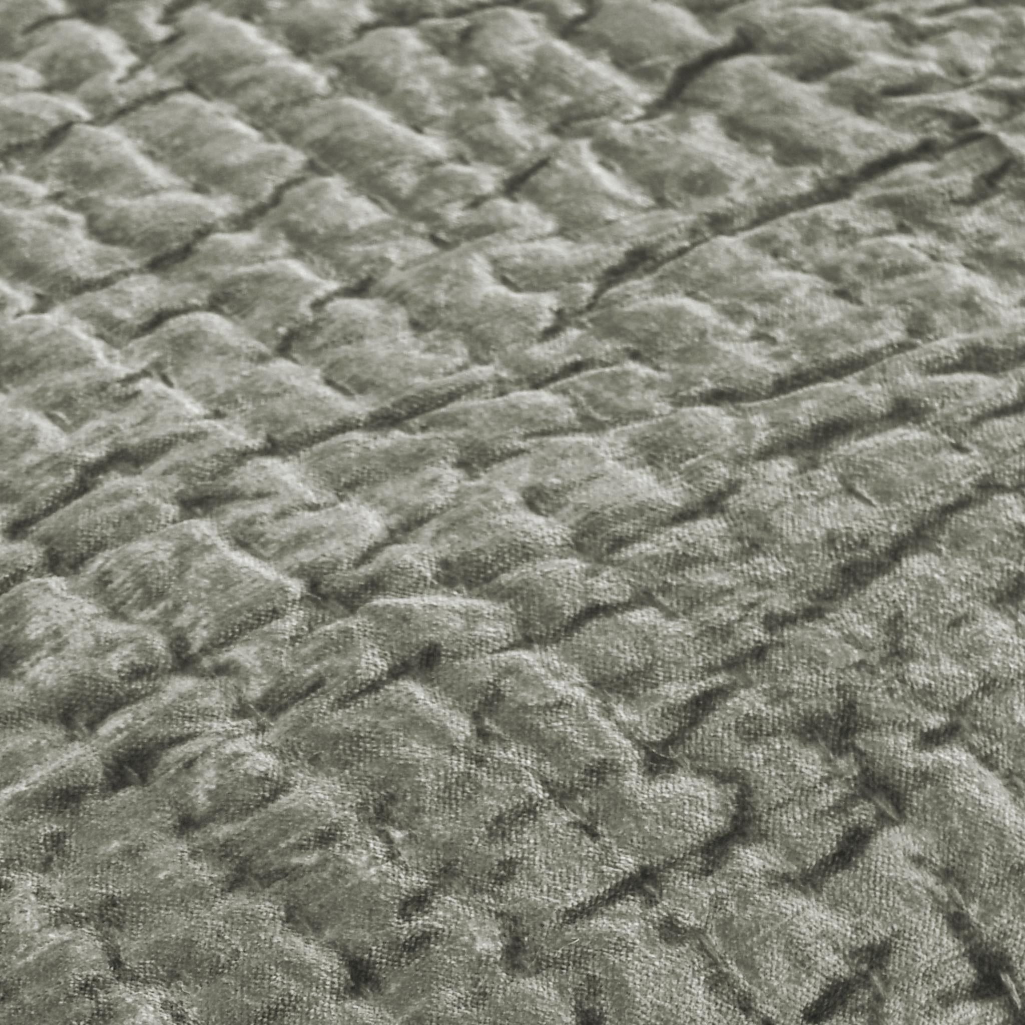 Bari - Velvet Quilt - Sage