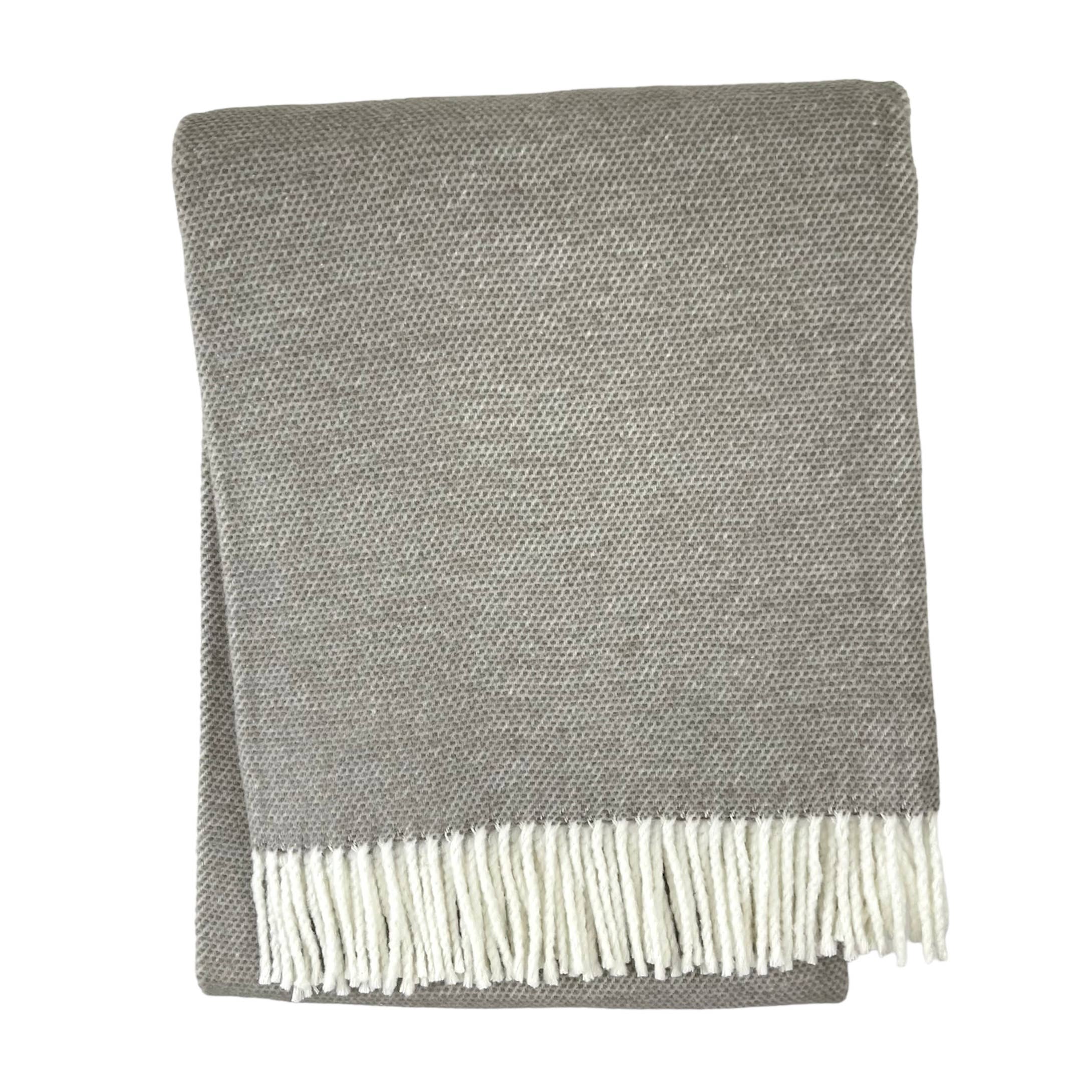 342 Pixel Design Fringed Throw
