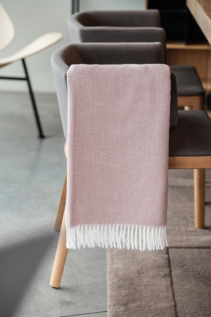 355 - Herringbone Plush Throw: Sky