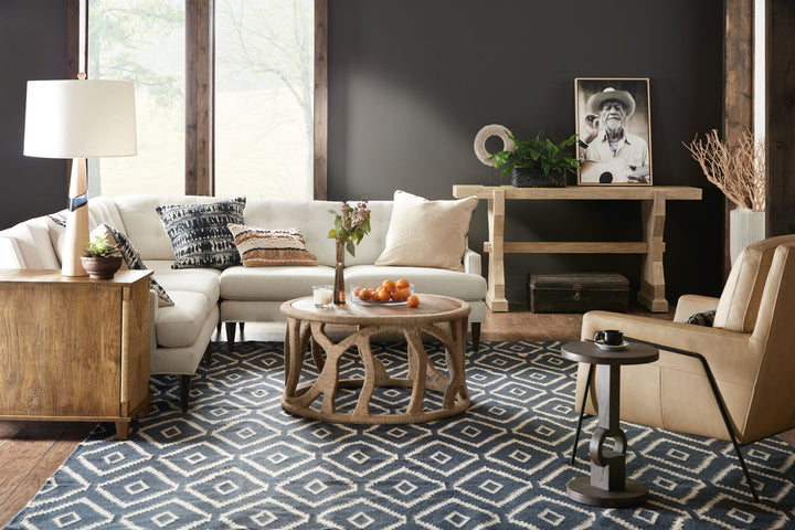 Commerce And Market - Roped Accent Chest
