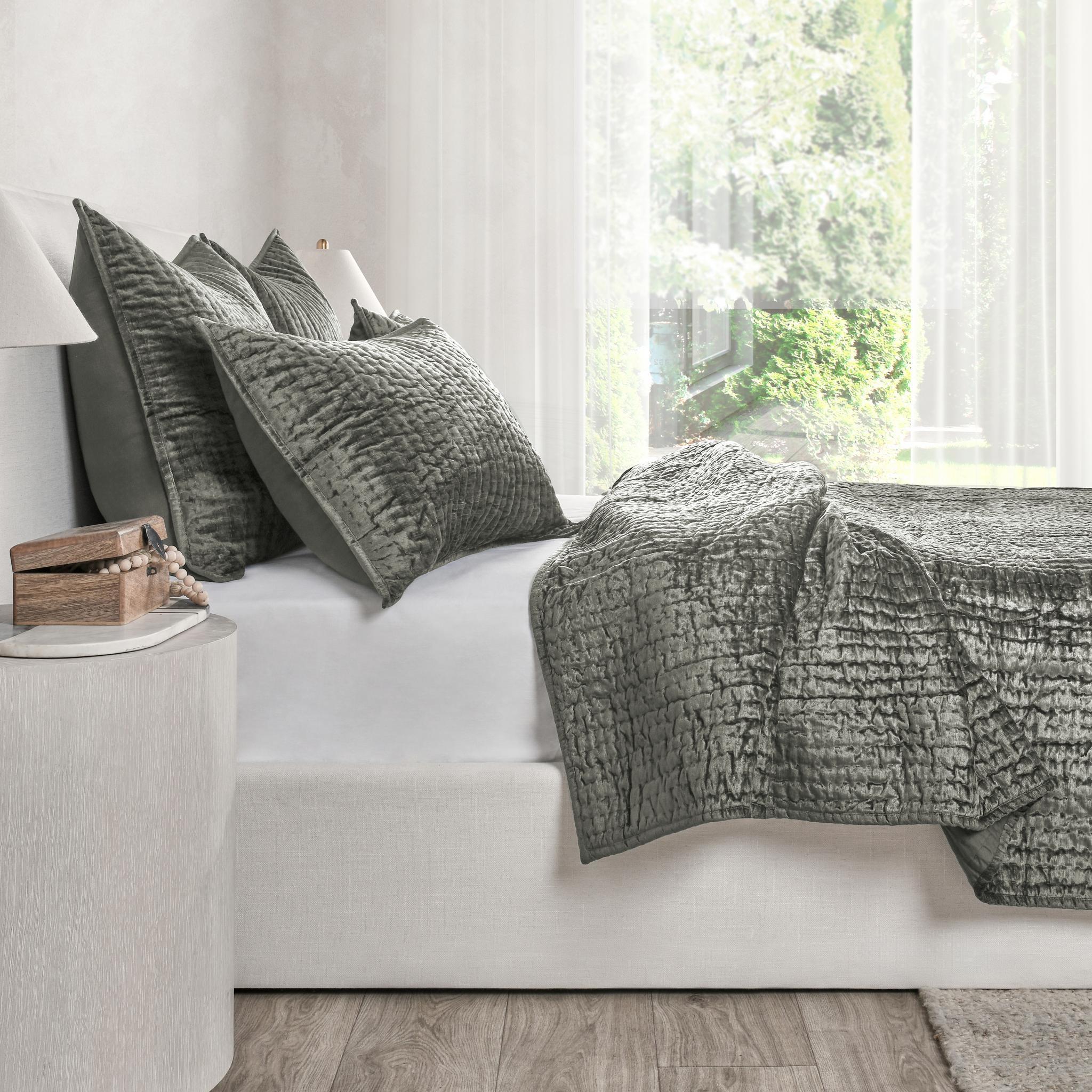 Bari - Velvet Sham - Sage