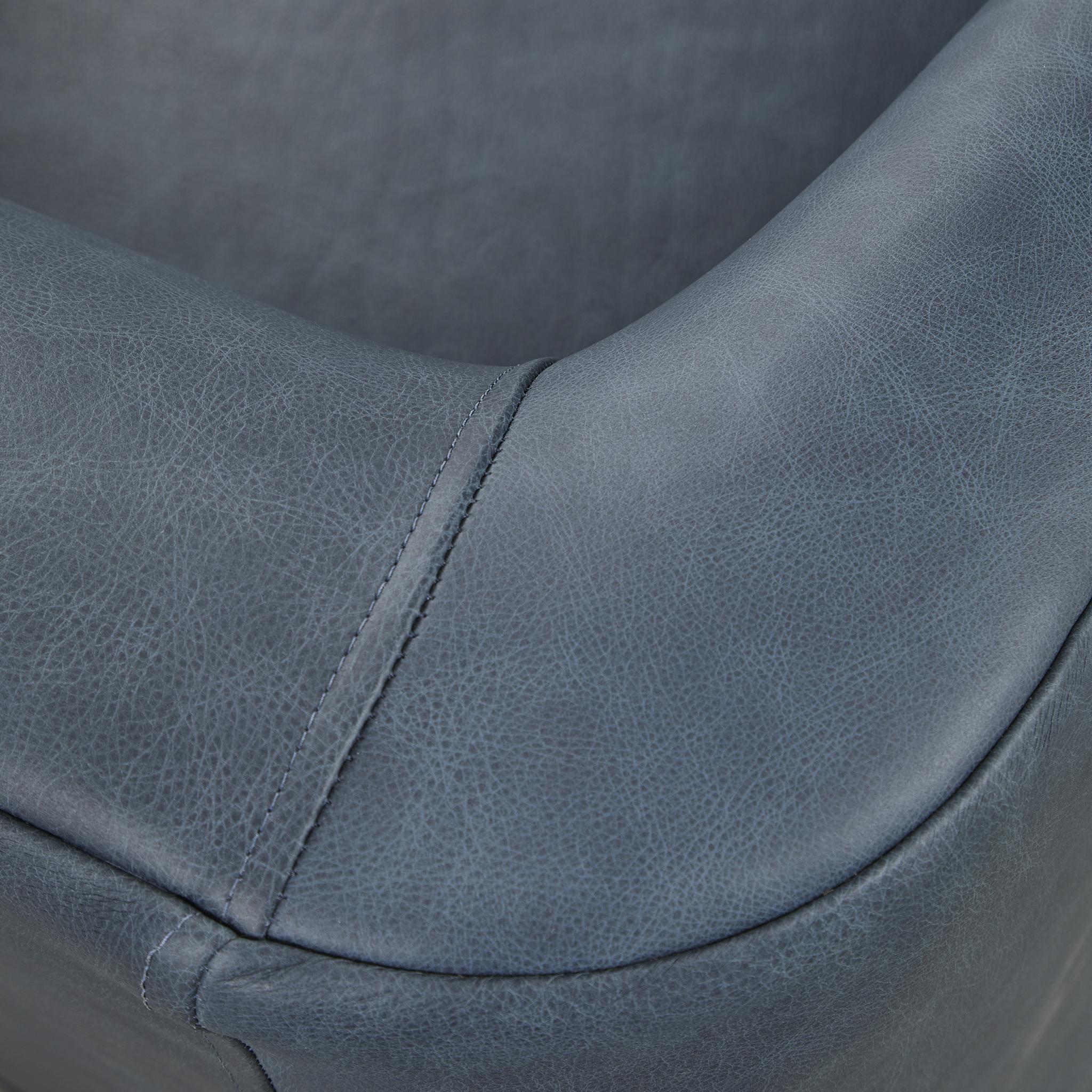 Vernon - Swivel Chair