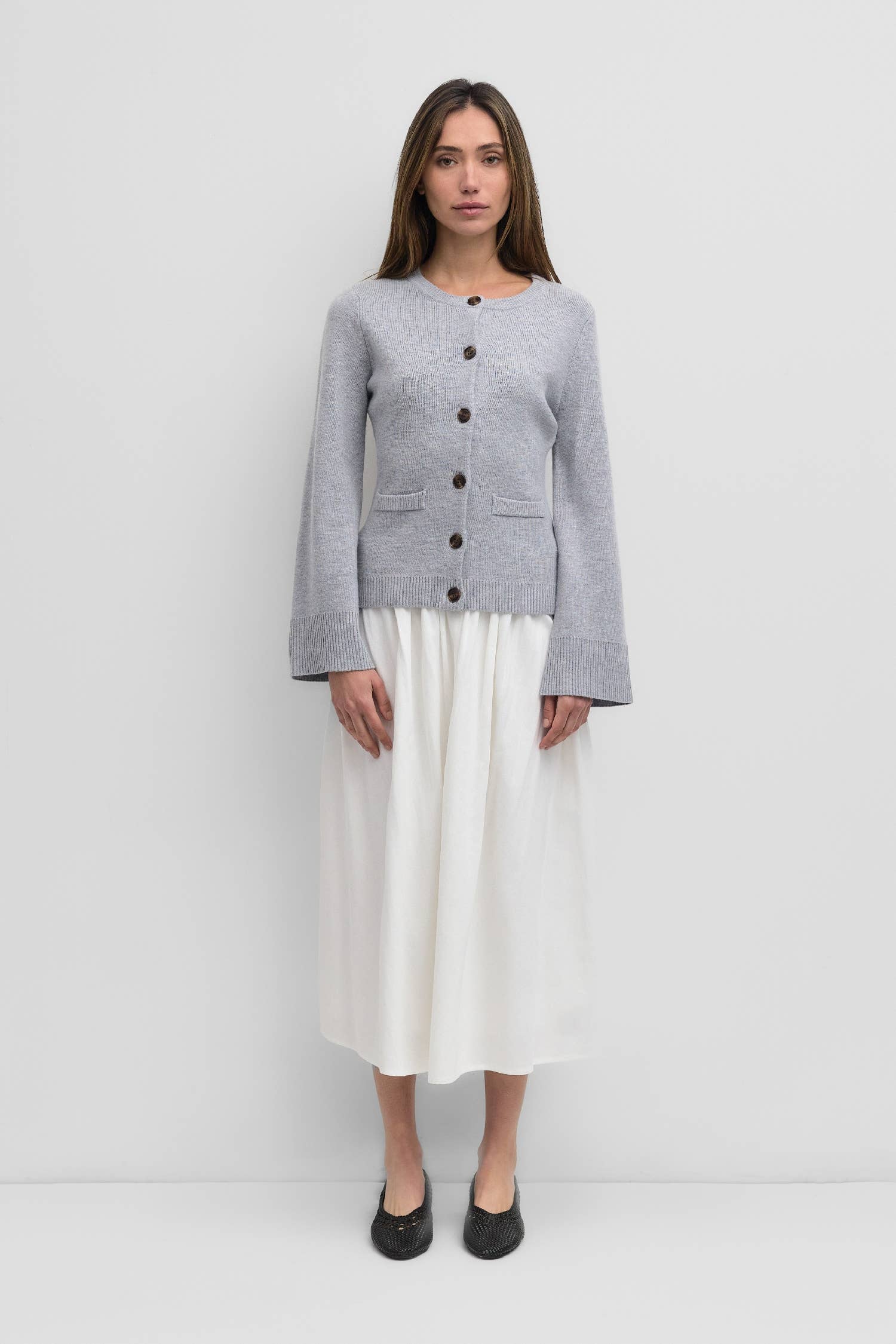 The Tyler Cardigan | Bell Sleeve Buttoned Cardigan: OATMEAL / MEDIUM