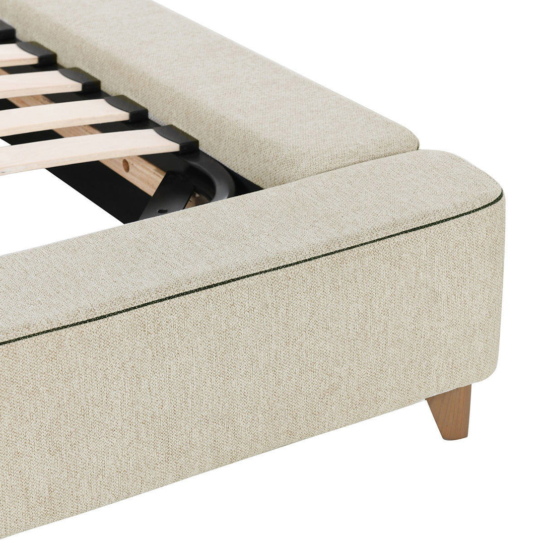 Tate - Bed