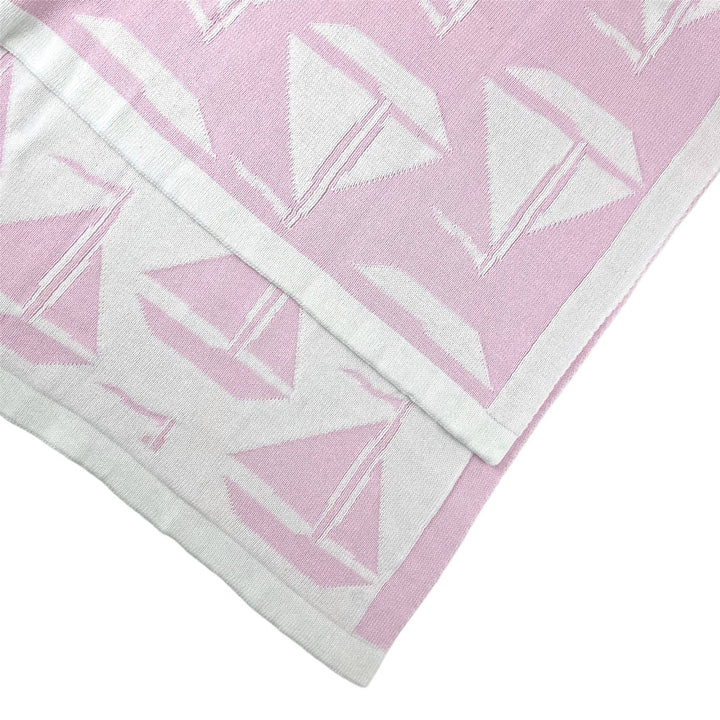 8032 Sailboats Blanket: Blue/White