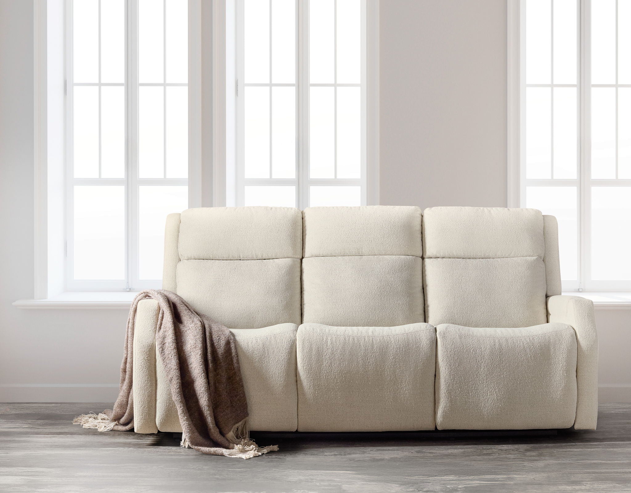 MS - Nelson Zero Gravity Power Sofa With Power Headrest And Lumbar