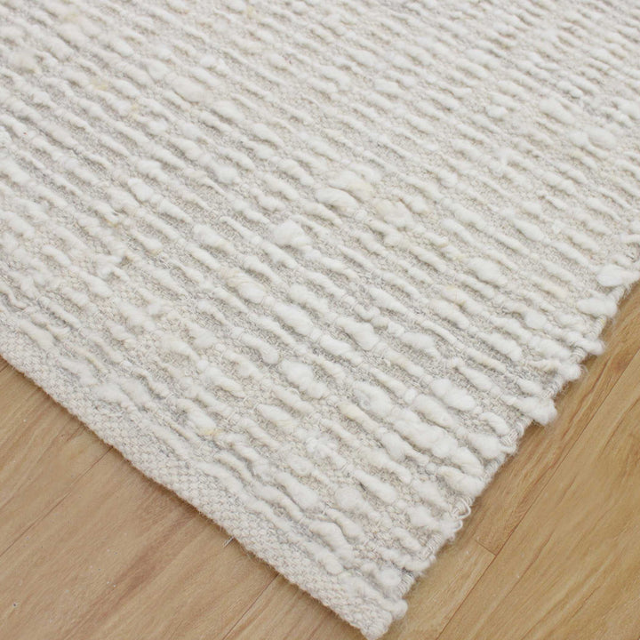Lovelle - Soft Wool 6 X 9 Rug - Ivory