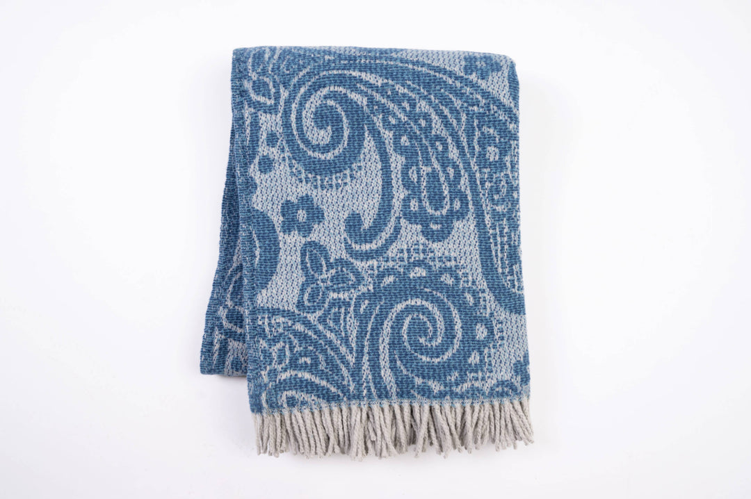 323 - Paisley Pattern Plush Throw with Grey Fringe - 55" x 7: Moss Green