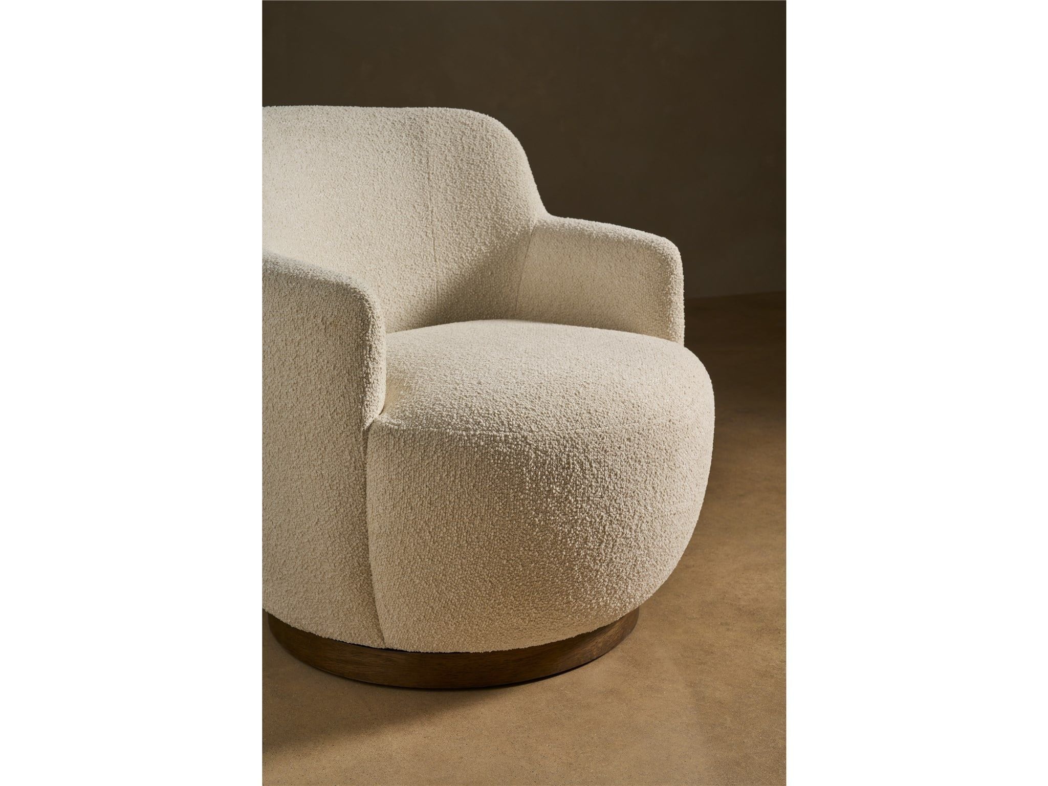 Chloe - Swivel Chair