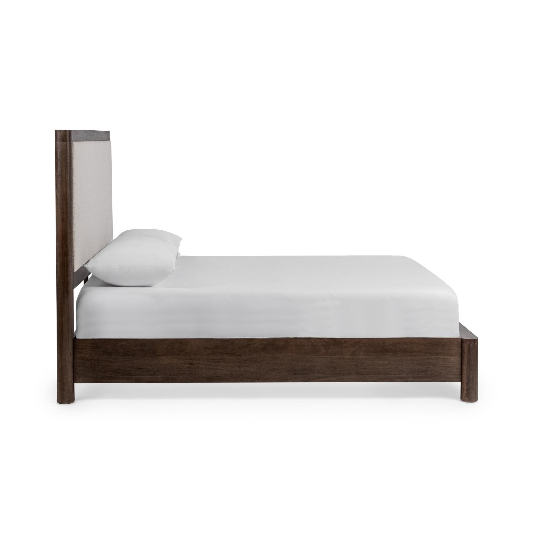 Baylee - Bed