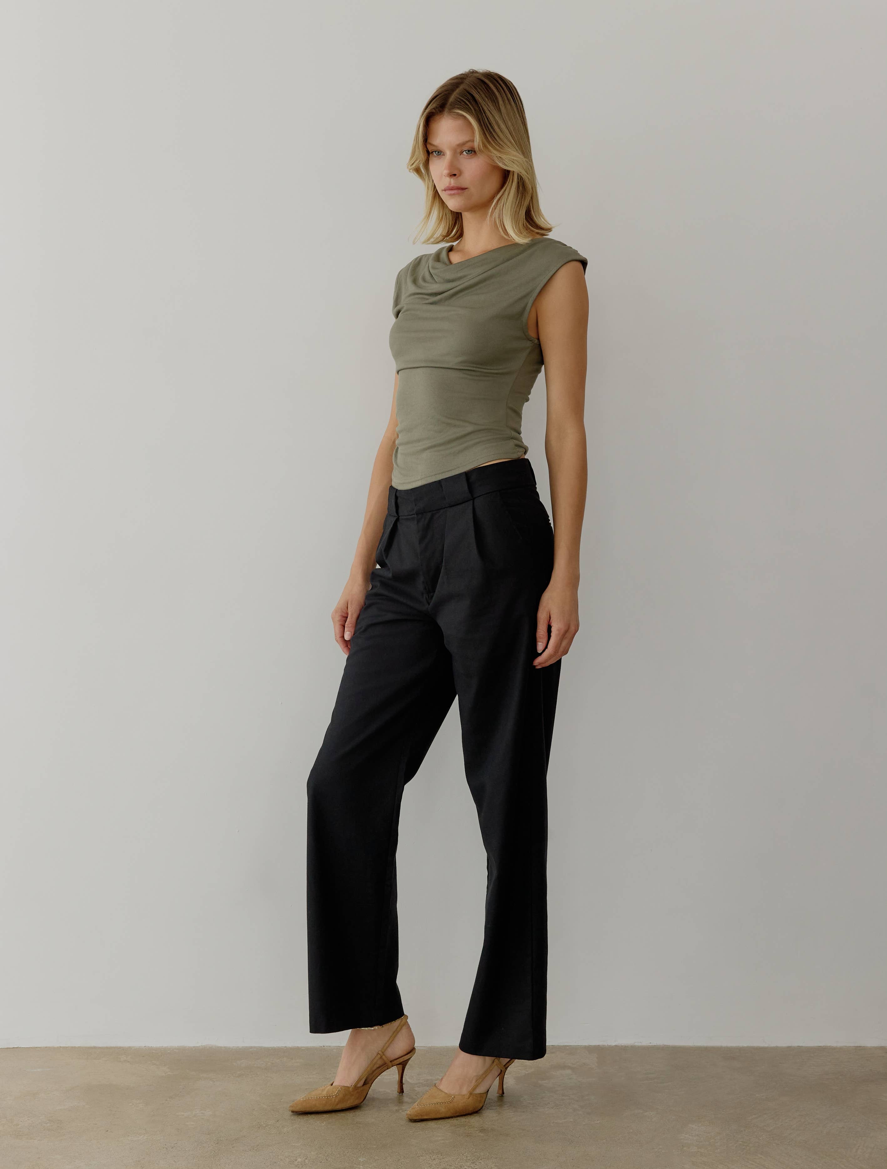 The Ali Top | Cowl Neck Sleeveless Top: BLACK / SMALL