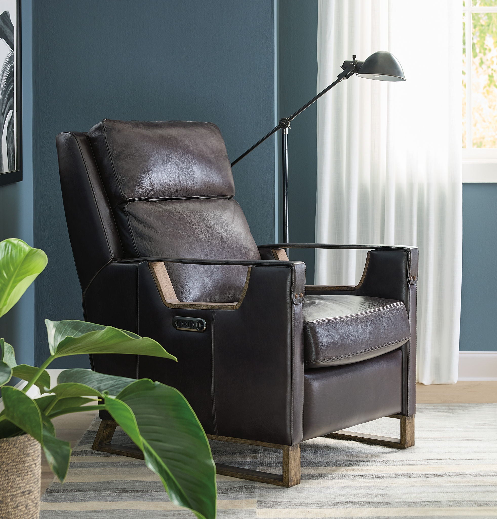 RC - Relic Power Recliner With Power Headrest