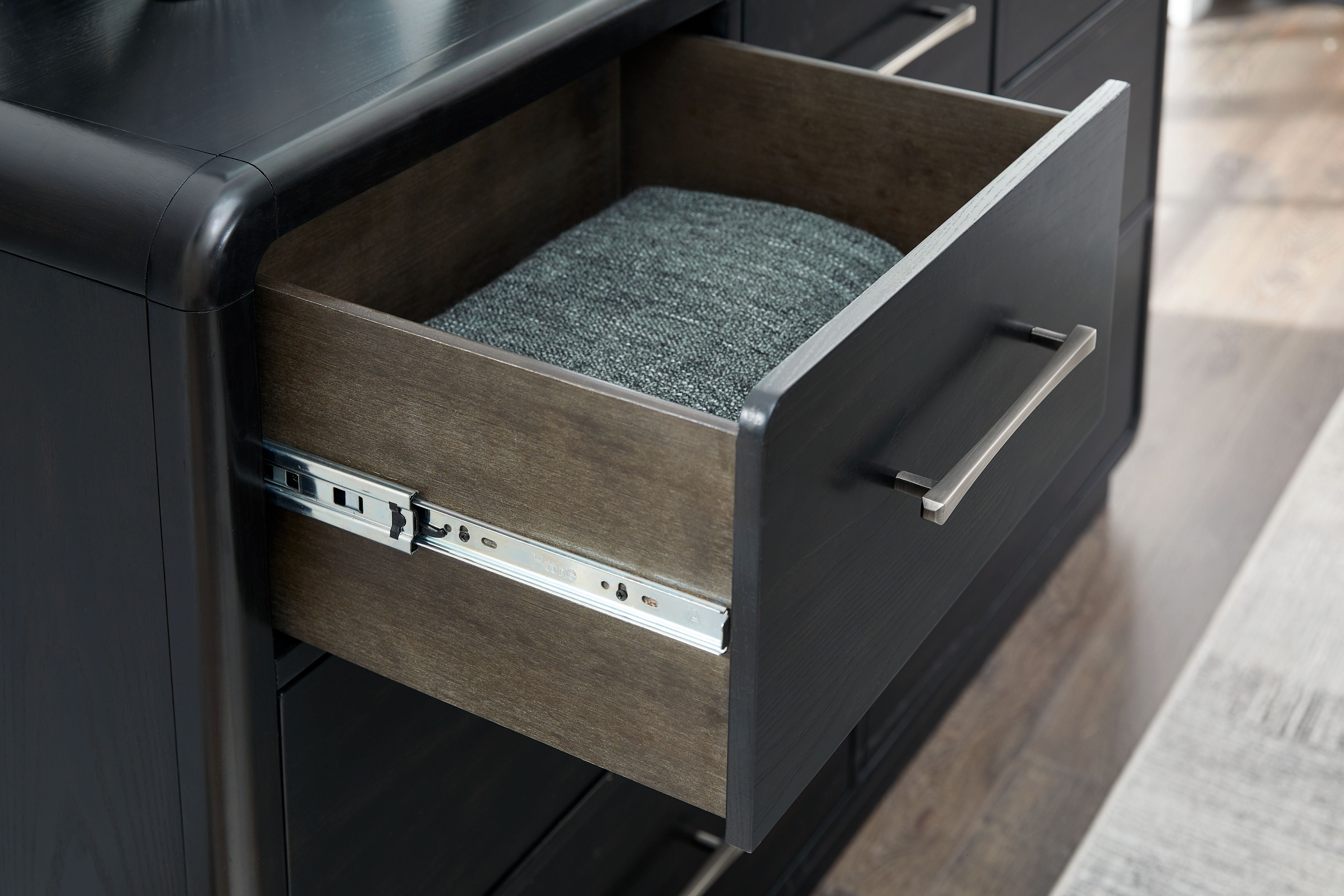 Rowanbeck - Dresser And Mirror - Black