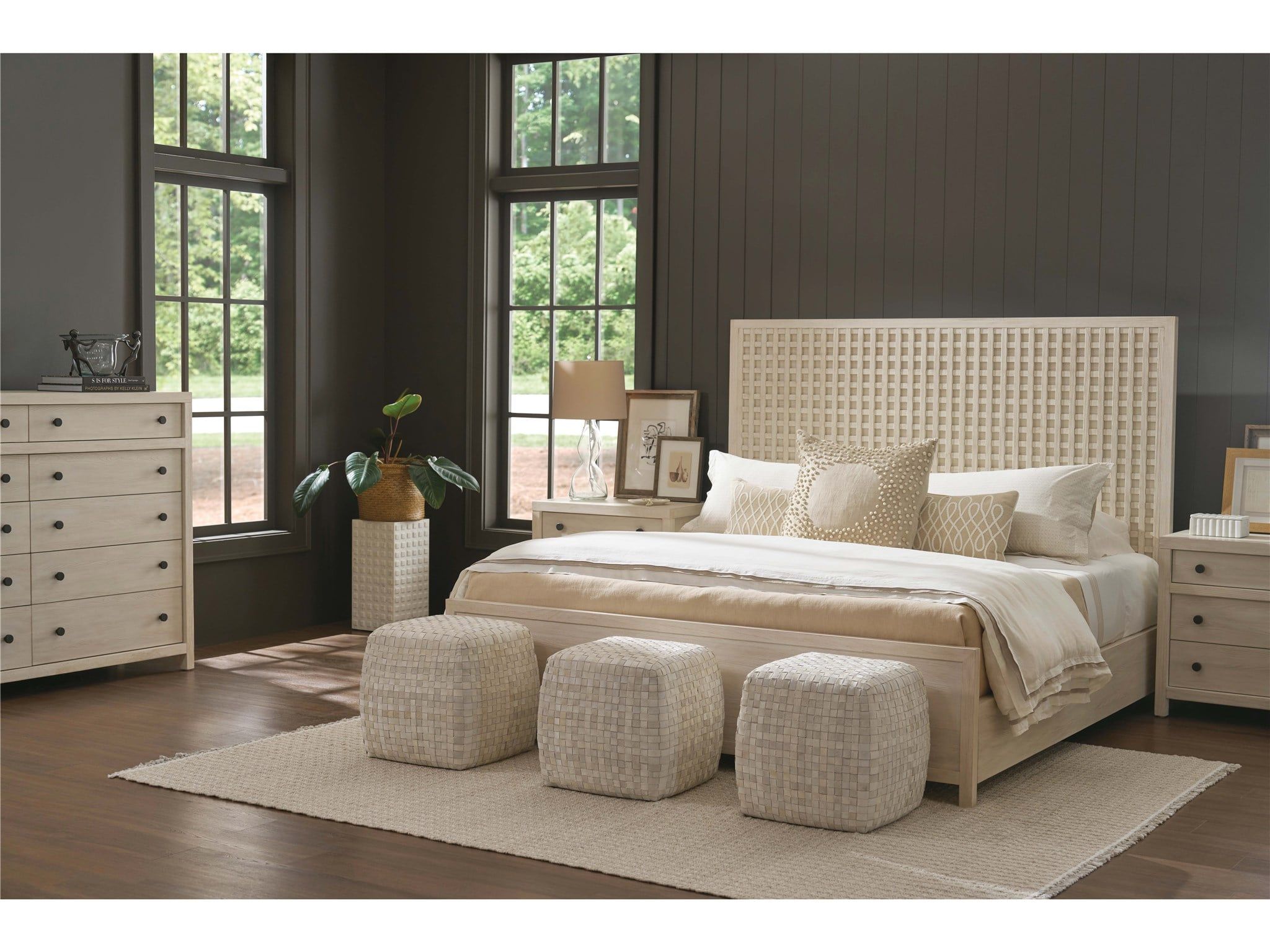 Dwell - Panel Bed