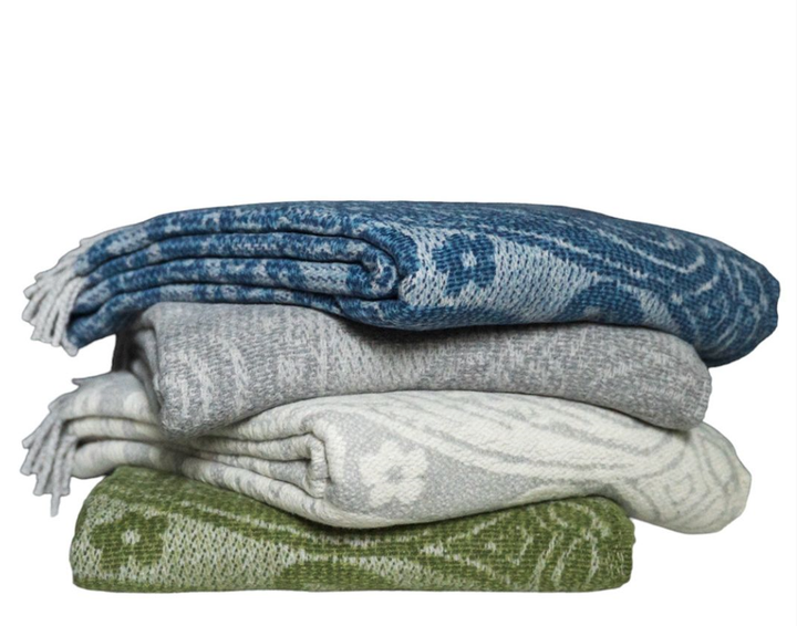 323 - Paisley Pattern Plush Throw with Grey Fringe - 55" x 7: Navy