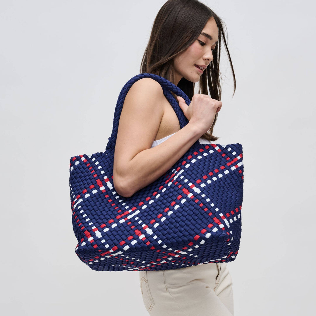 Sky's The Limit - Large Woven Neoprene Tote: Navy Nude