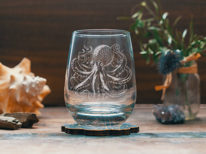 Octopus Etched Drinking Glasses: Stemless Wine ~ 15 oz