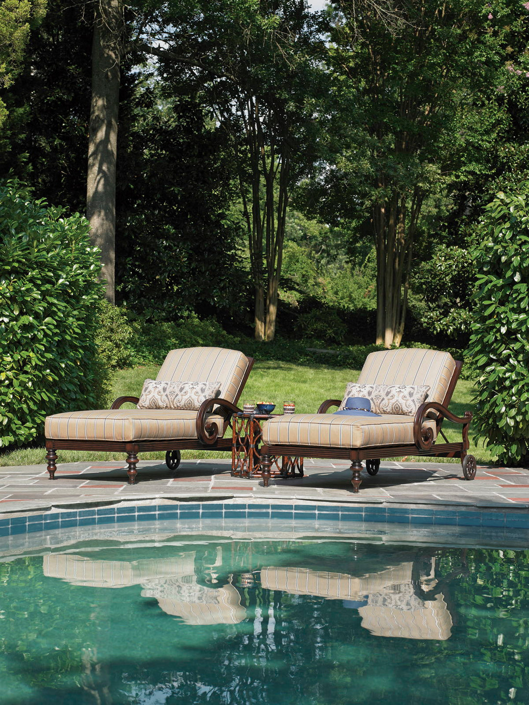 Royal Kahala Black Sands - Chaise Lounge - Dark Brown / Light Brown